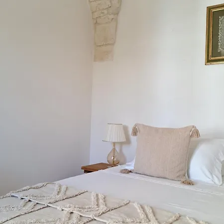 Πανσιόν Mazzini 5 *